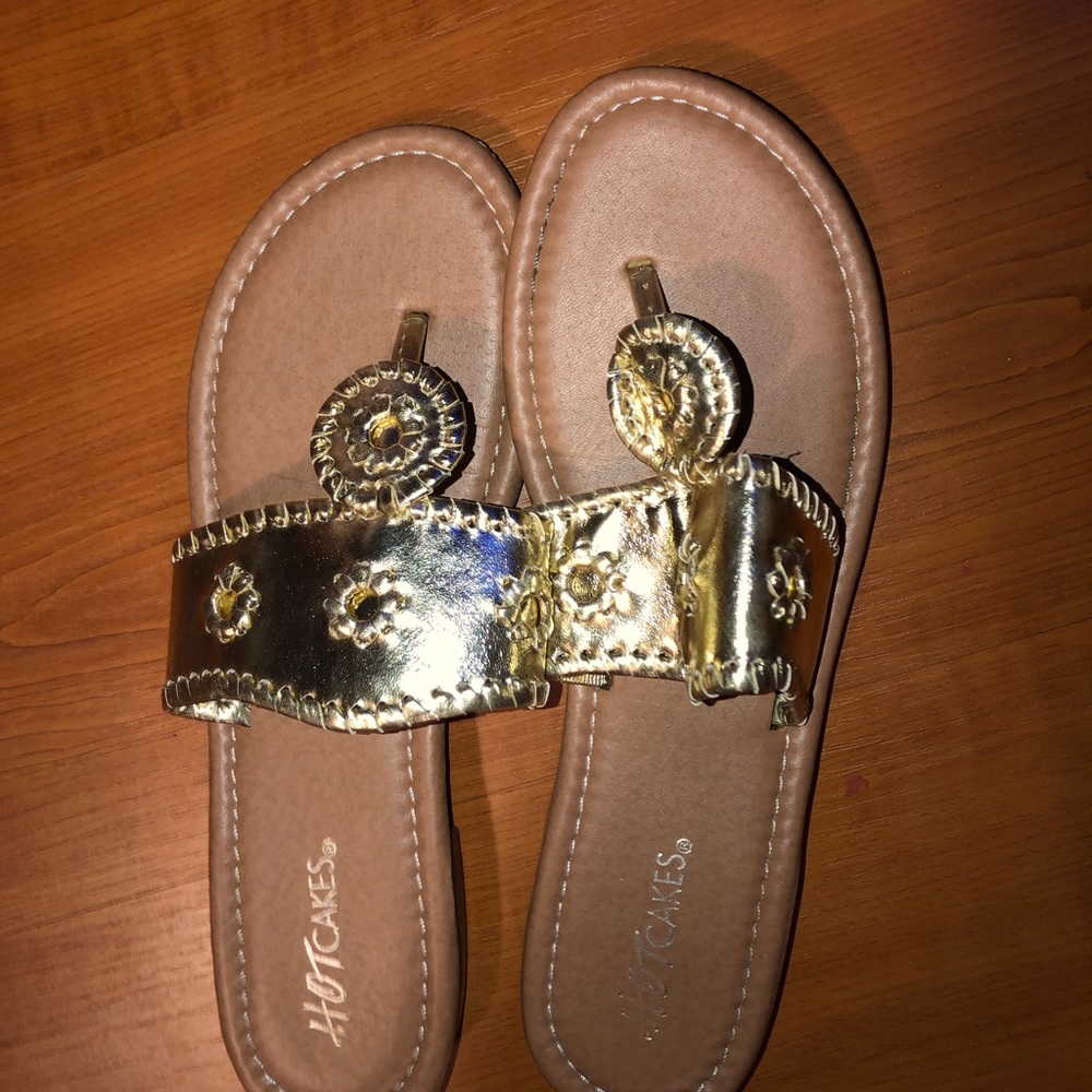 hot cakes sandals!